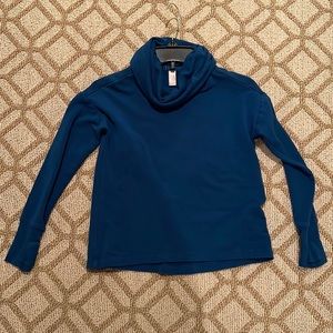 Athleta girls turtleneck top